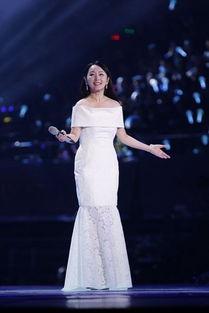 明星晚会杨钰莹,经典歌声唤起青春回忆