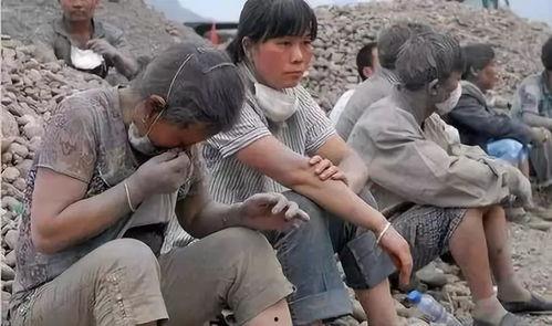 社会底层吃瓜男,底层吃瓜男生的社会百态