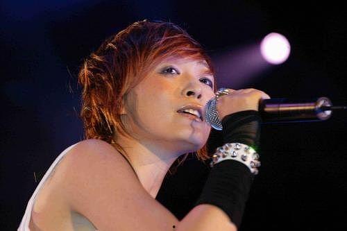 明星谁去过新加坡发展,盘点那些曾赴新加坡发展的明星