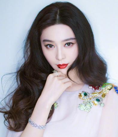 都一明星,闪耀舞台的璀璨之星