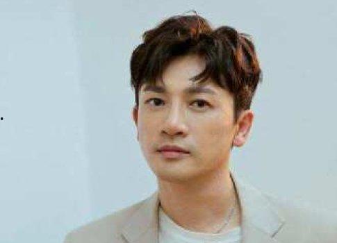 天涯爆料苏有朋圈内地位,揭秘娱乐圈中的低调王者，圈内地位令人瞩目