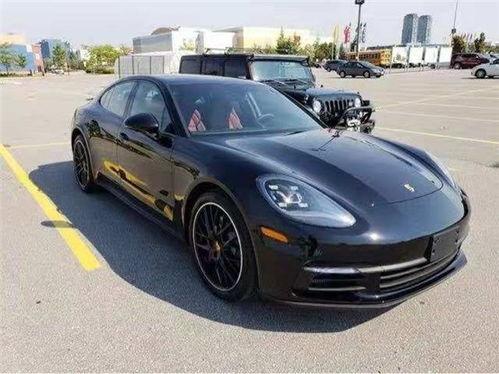 帕拉梅拉吃瓜,揭秘明星日常生活中的趣味瞬间